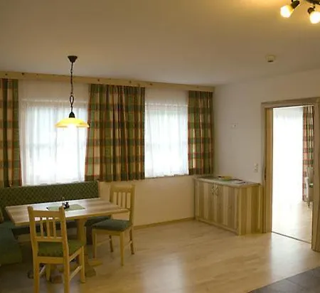 Stiererhof Çiftlik konaklama *